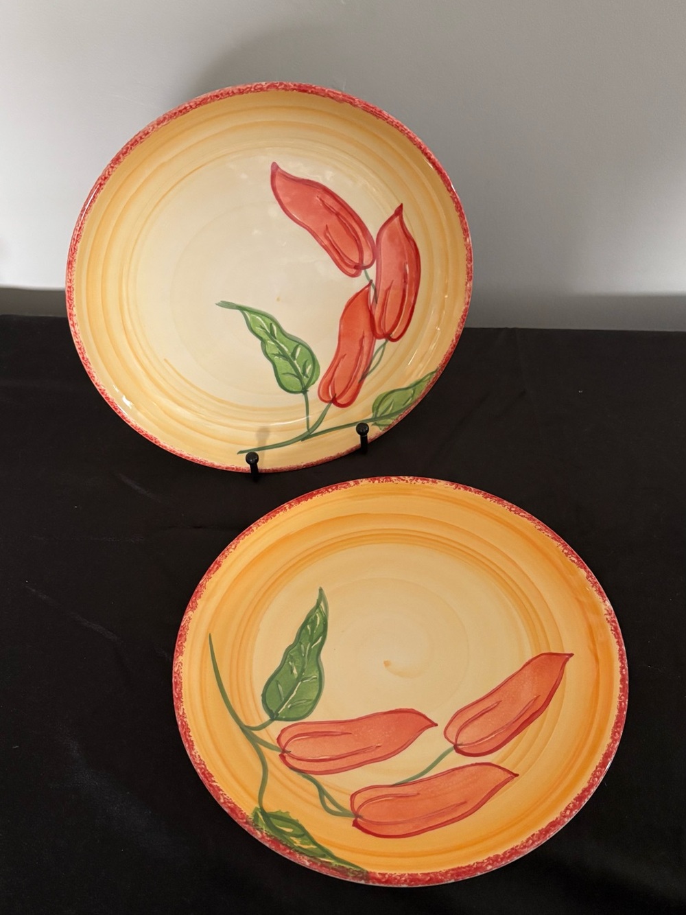 Vintage NWT Harry & David NWT Hand Painted 9” Plates Chili Pepper 1970s Set of 2